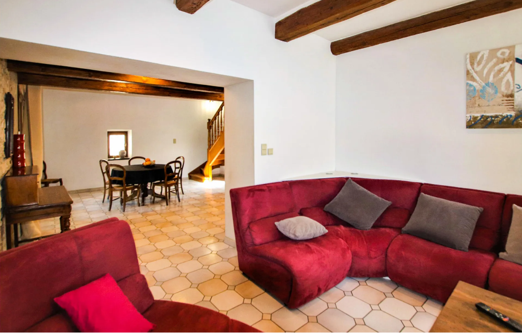 Maison-Bourg-Saint-Andeol-REF7539635