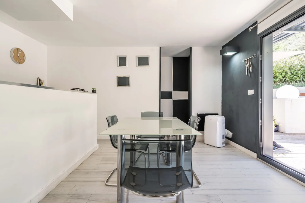 Villa-Les-Vans-REF0674536