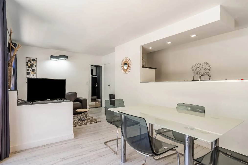 Villa-Les-Vans-REF0674536