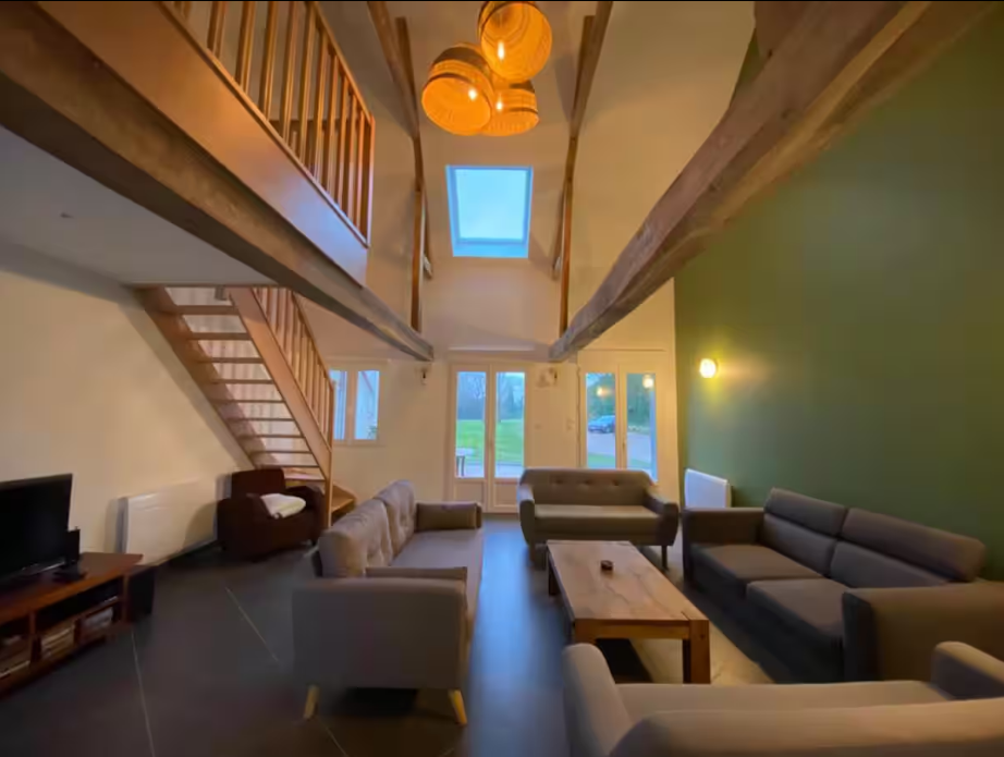 Maison-Rue-REF9907897